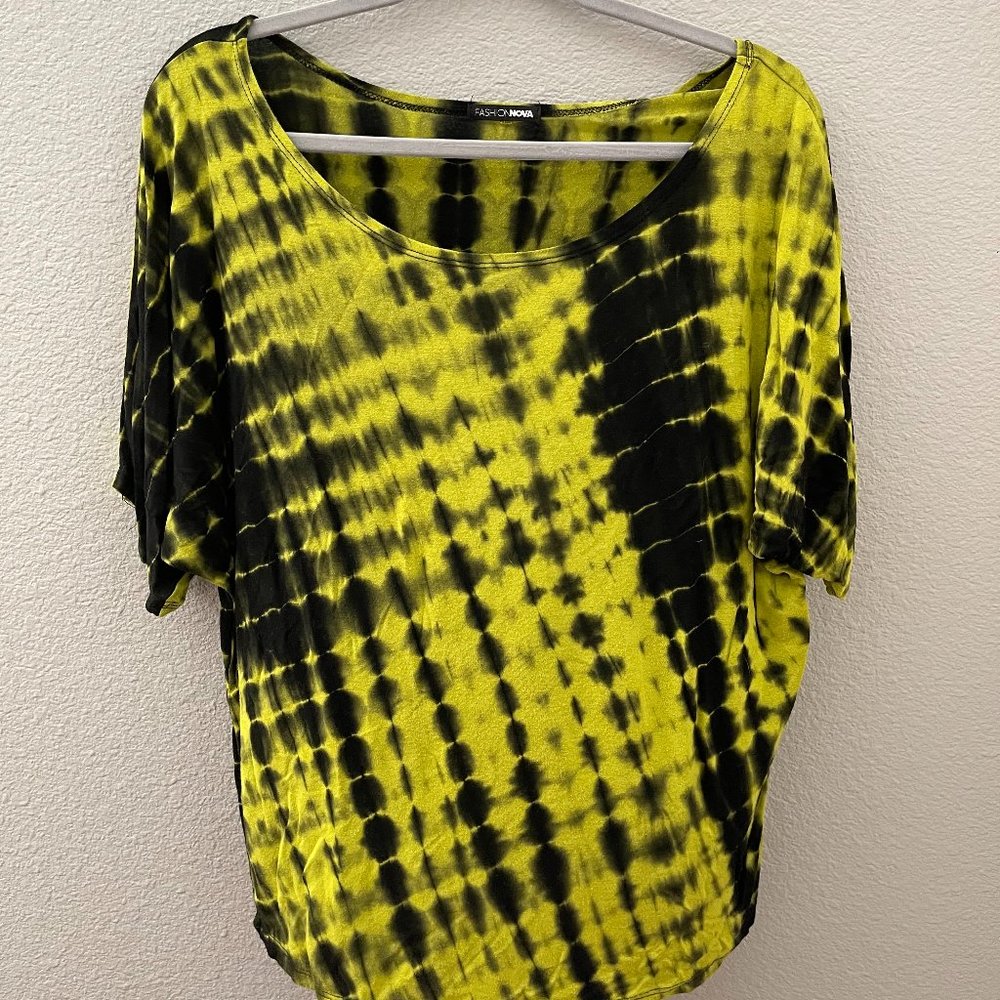 Fashion Nova - Flowy Tiedye Blouse